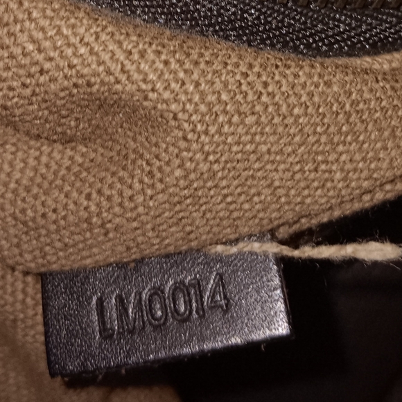 Louis Vuitton utah collection mens giant messanger bag - Picture 9 of 9